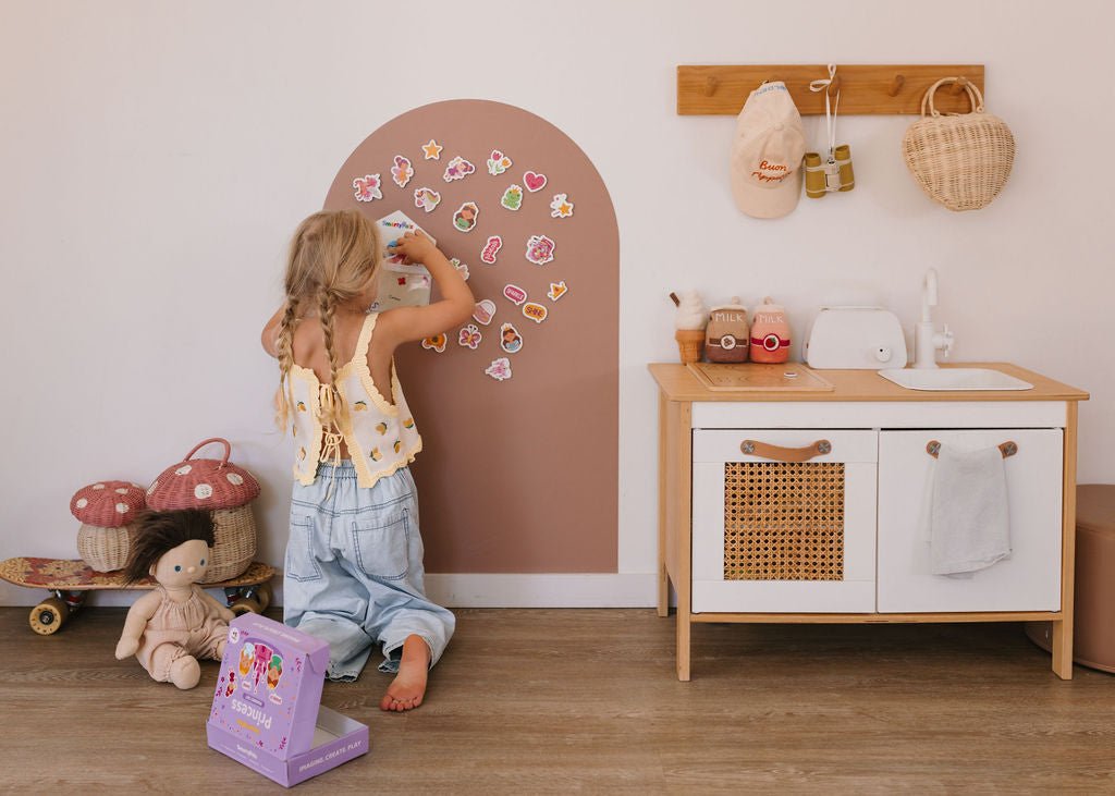Montessori-Inspired Magnetic Play Ideas for Kids 3–6 - Smartypals