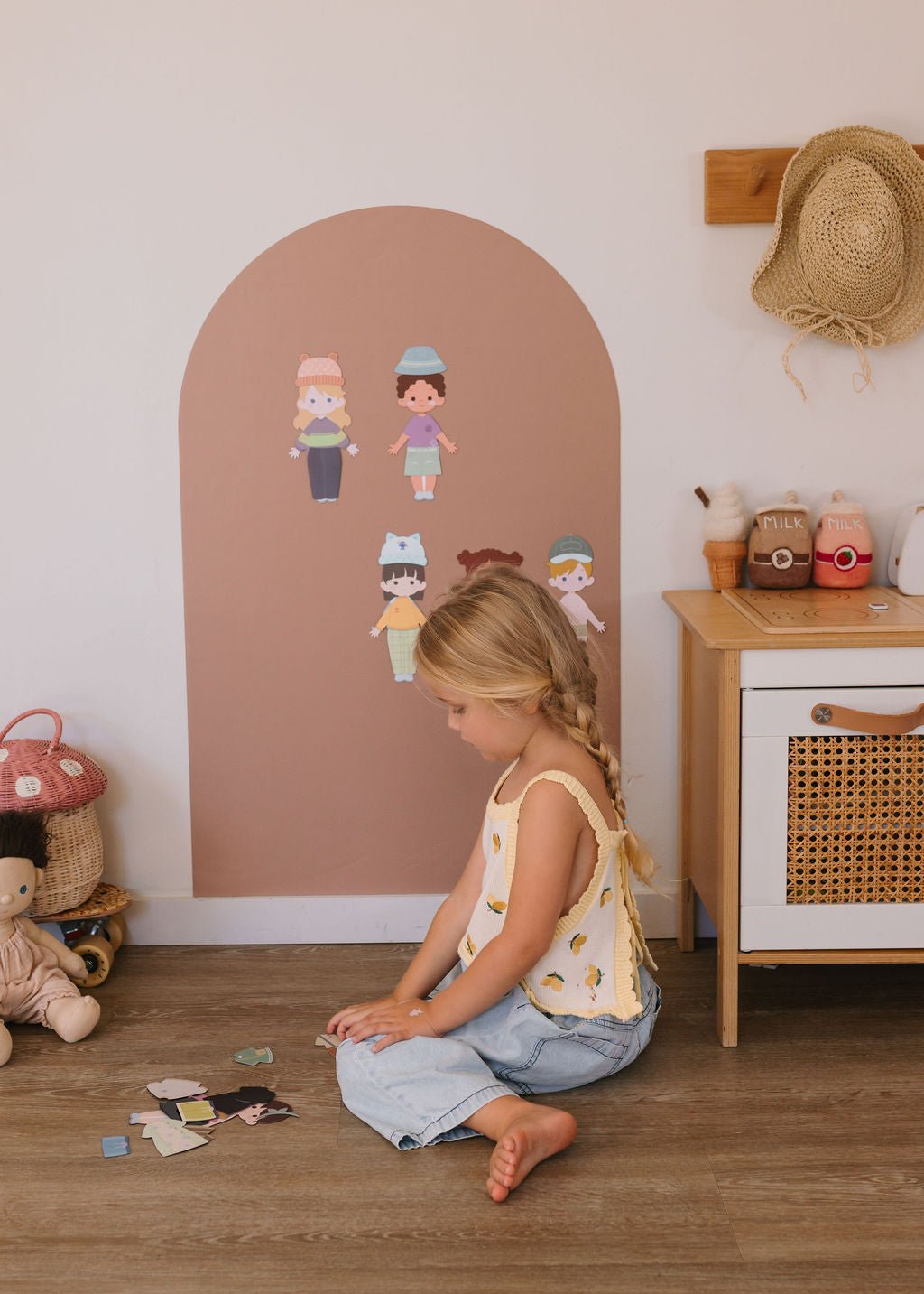 Dress Me Up Magnet Set | Mix & Match Magnetic Dolls for Kids - Smartypals