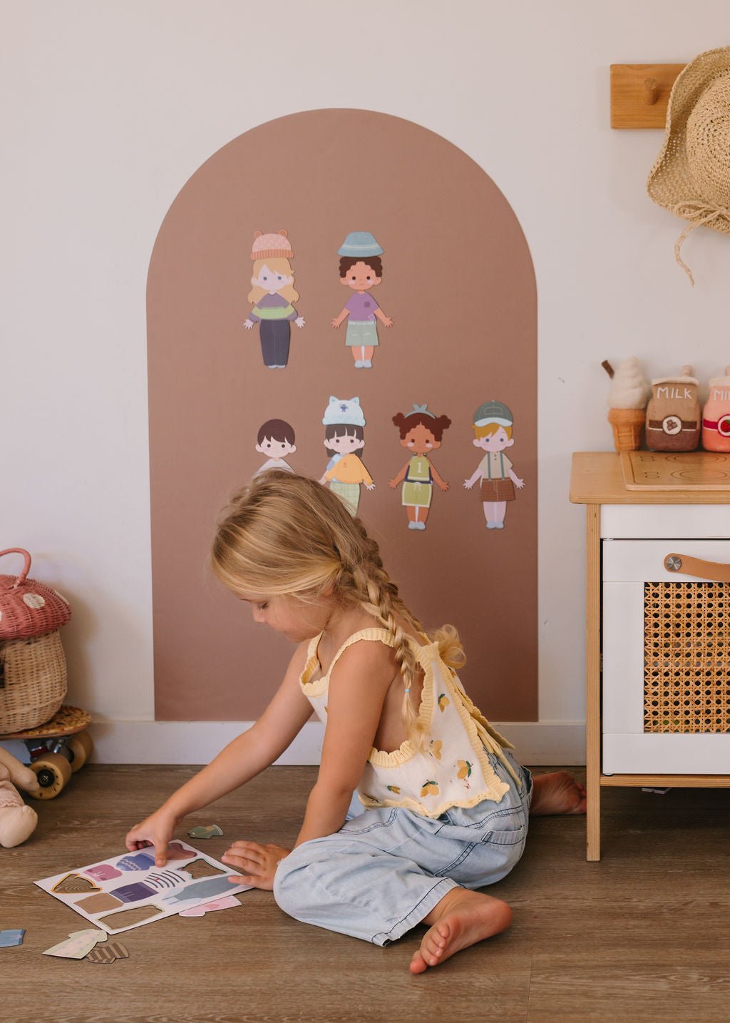Dress Me Up Magnet Set | Mix & Match Magnetic Dolls for Kids - Smartypals