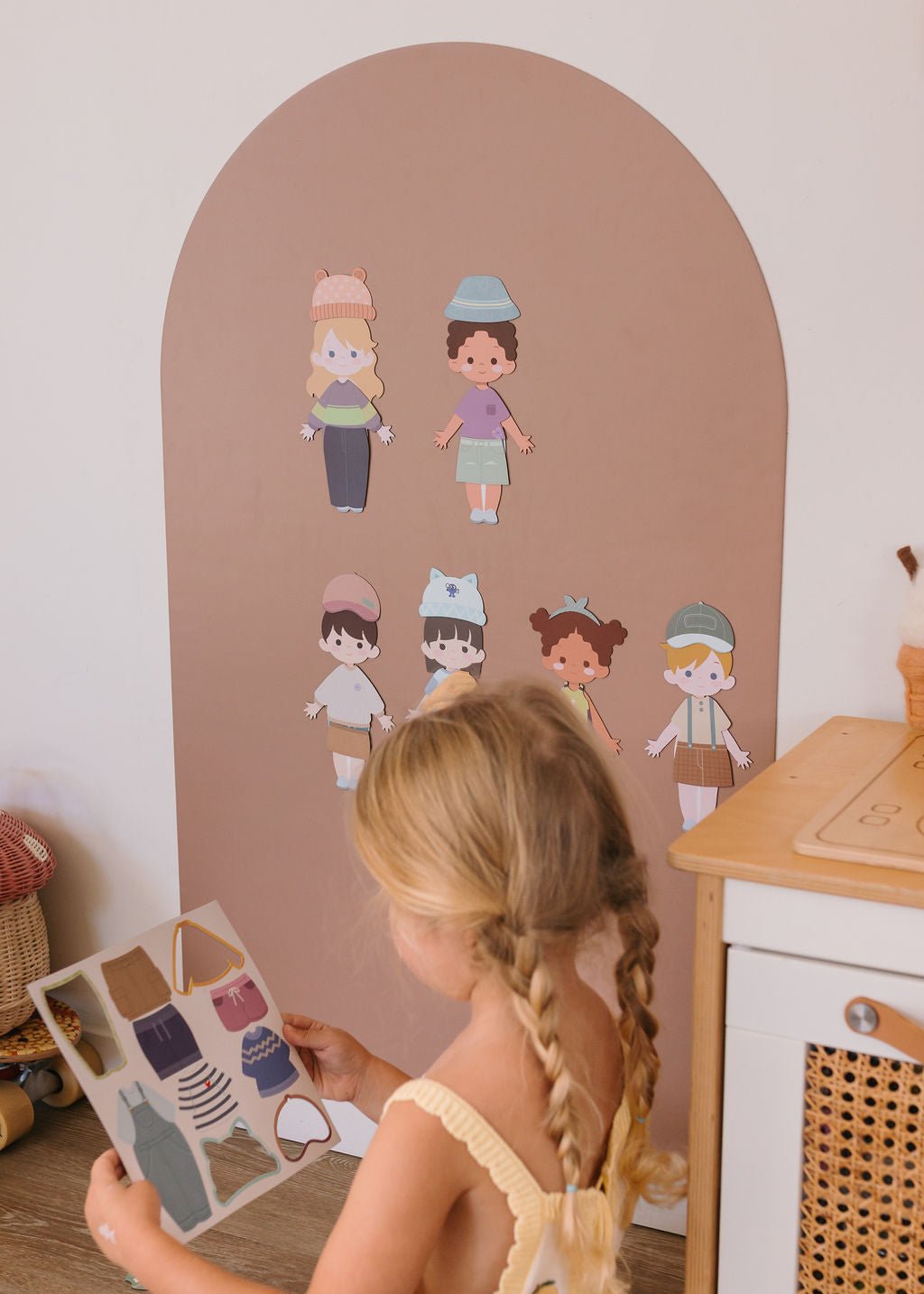Dress Me Up Magnet Set | Mix & Match Magnetic Dolls for Kids - Smartypals