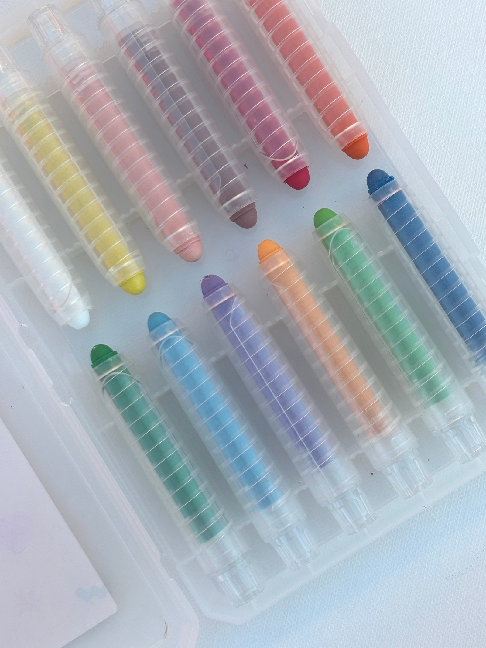 Dustless Chalk Crayons 12 Pack | Non - Toxic Twist - Up Crayons for Kids - Smartypals